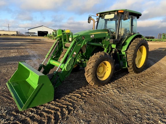 2013 John Deere 6105D Equipment Image0