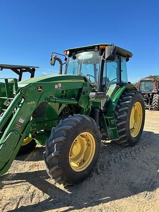 Image of John Deere 6105D equipment image 1