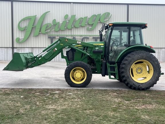 2013 John Deere 6105D Equipment Image0