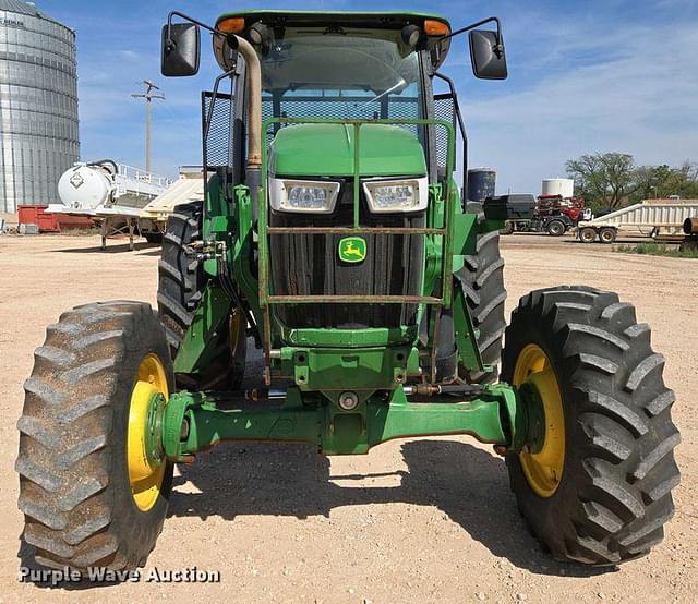Image of John Deere 6105D equipment image 1