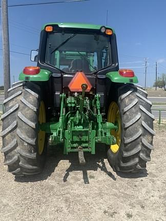 Image of John Deere 6105M equipment image 3