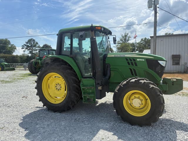 Image of John Deere 6105M equipment image 3