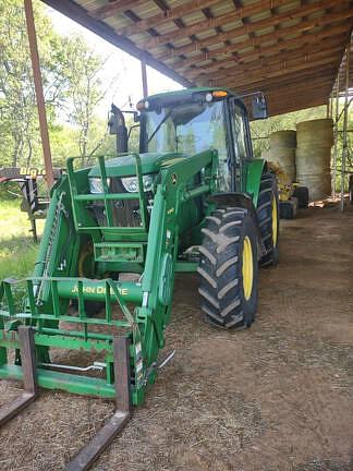 Image of John Deere 6105M equipment image 3