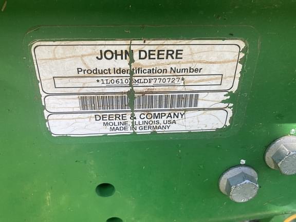 Image of John Deere 6105M equipment image 4