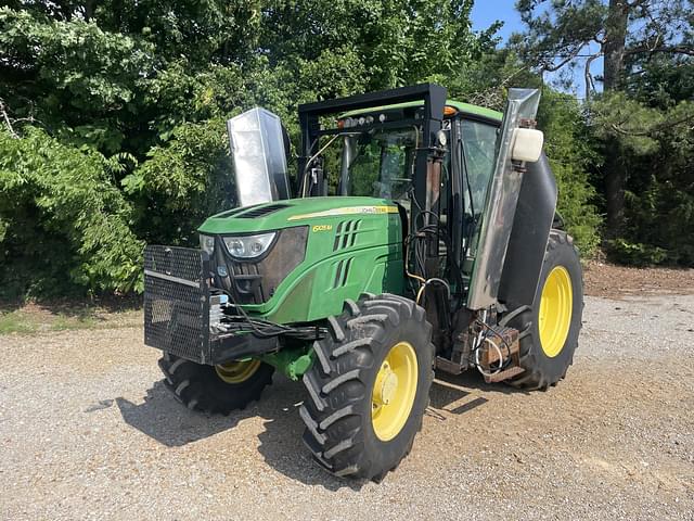 Image of John Deere 6105M equipment image 1