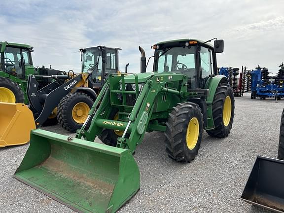 Image of John Deere 6105M Primary image