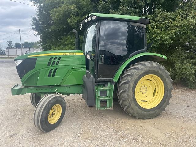 Image of John Deere 6105R equipment image 4