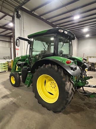 Image of John Deere 6105R equipment image 2