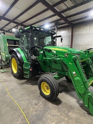 2013 John Deere 6105R Equipment Image0