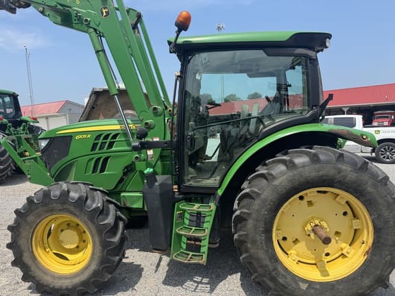 Image of John Deere 6105R equipment image 2