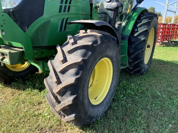 Image of John Deere 6105R equipment image 3