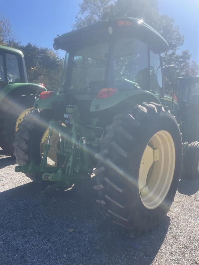 Image of John Deere 6115D equipment image 2