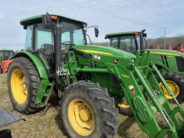 Image of John Deere 6115D equipment image 1