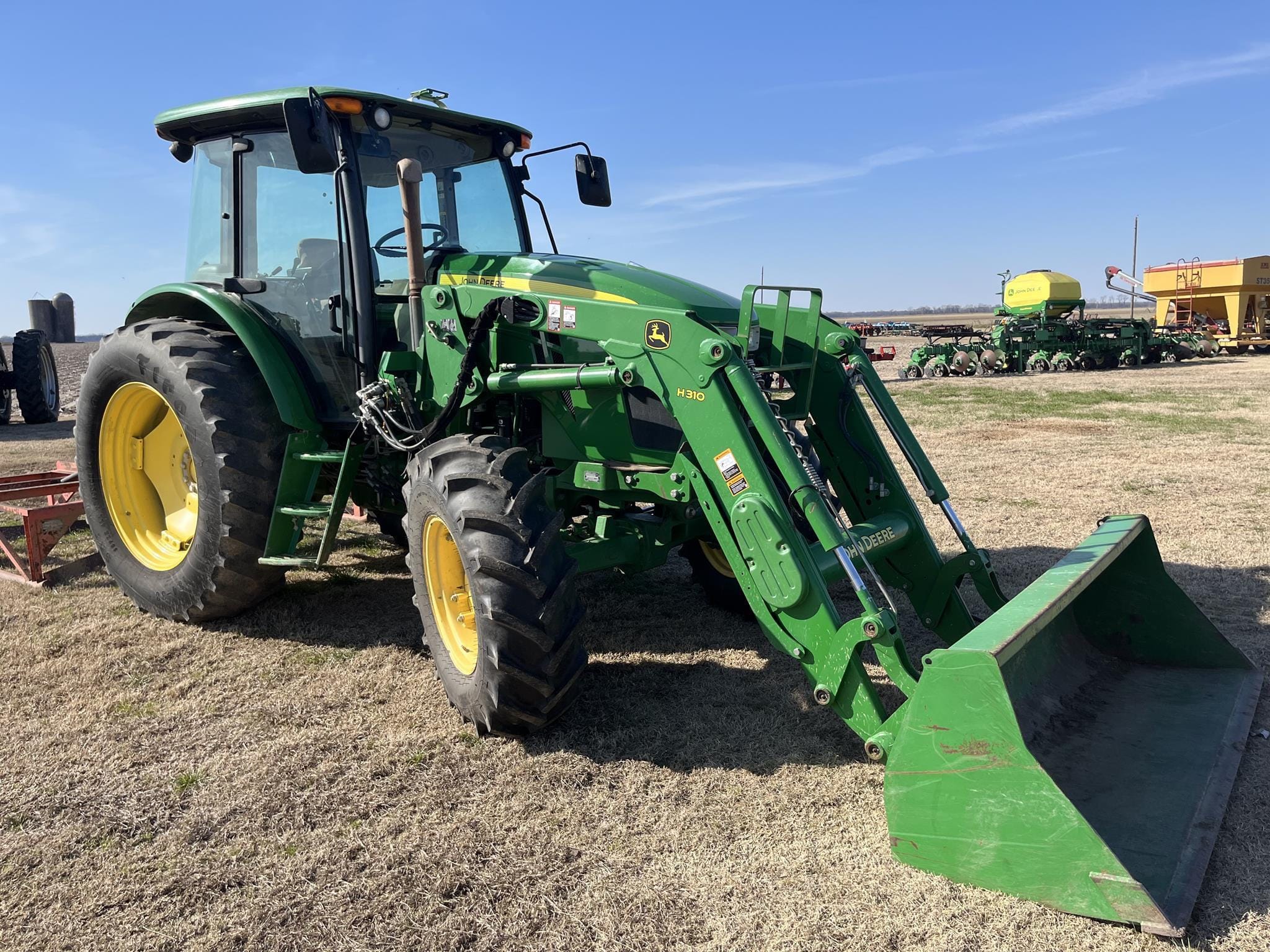 2013 John Deere 6115D Equipment Image0