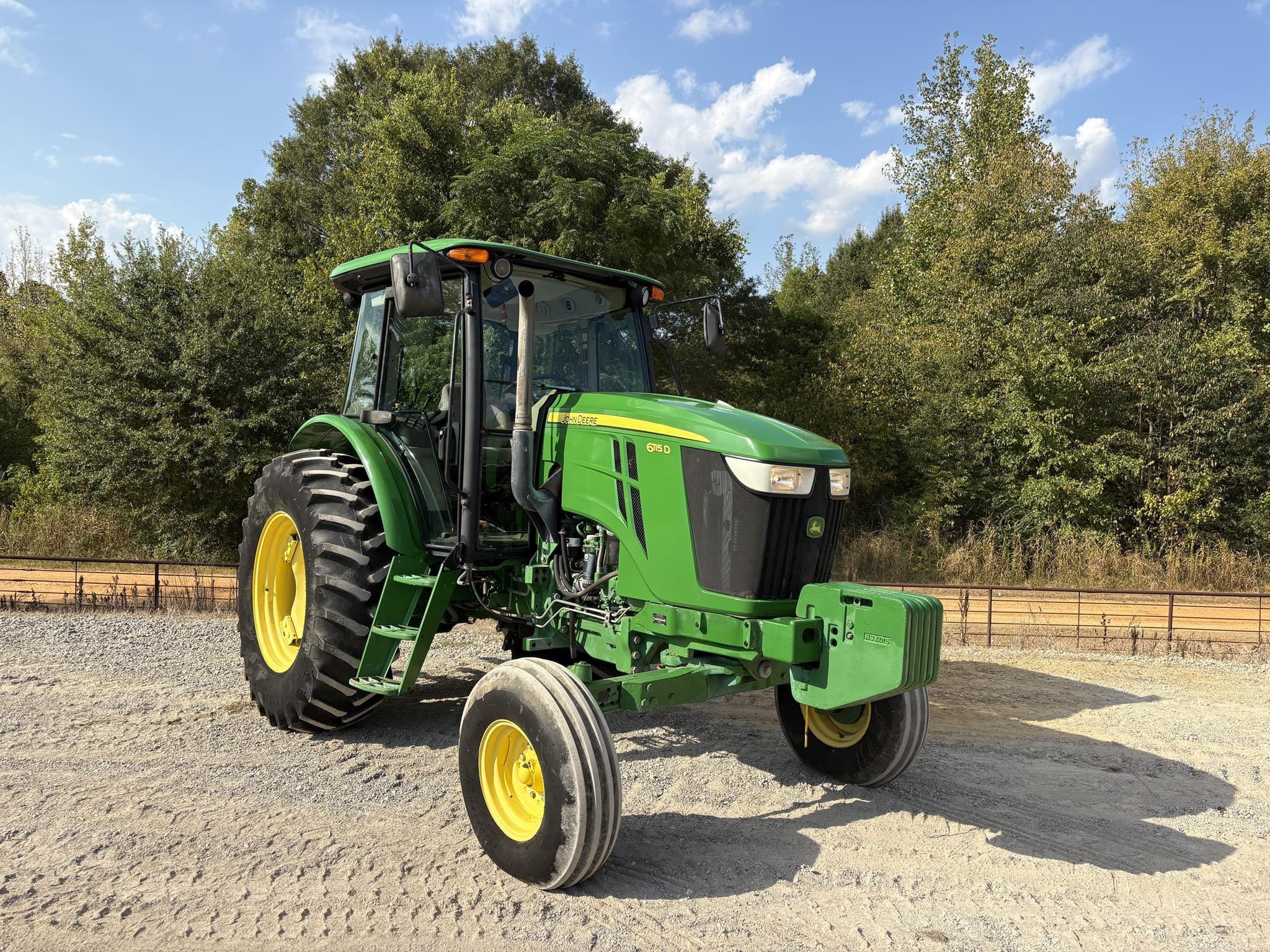 2013 John Deere 6115D Equipment Image0