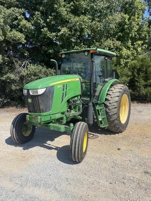 2013 John Deere 6115D Image