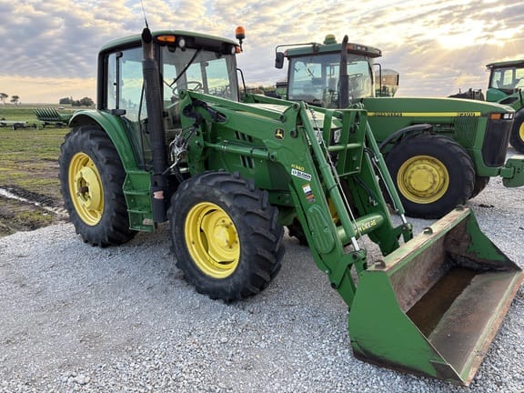2013 John Deere 6115M Equipment Image0