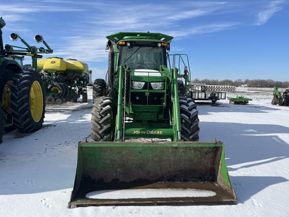 Image of John Deere 6115M equipment image 1
