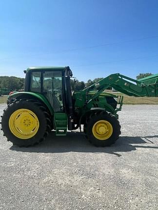 Image of John Deere 6115M equipment image 1