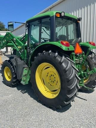 Image of John Deere 6115M equipment image 4