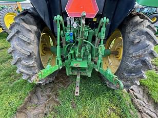 Main image John Deere 6115M 3