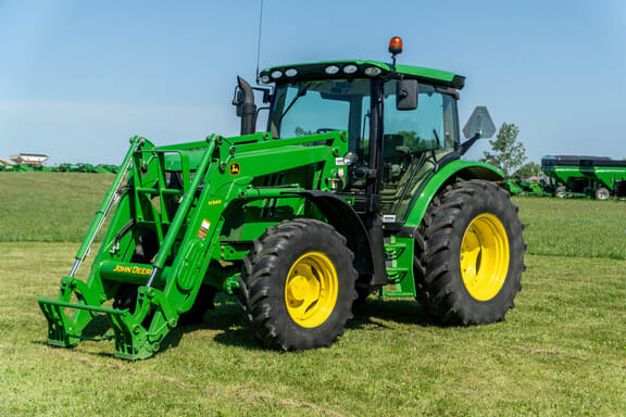2013 John Deere 6115R Equipment Image0