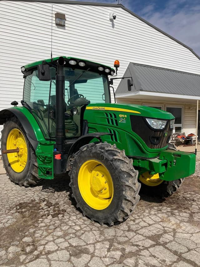 Image of John Deere 6115R equipment image 1