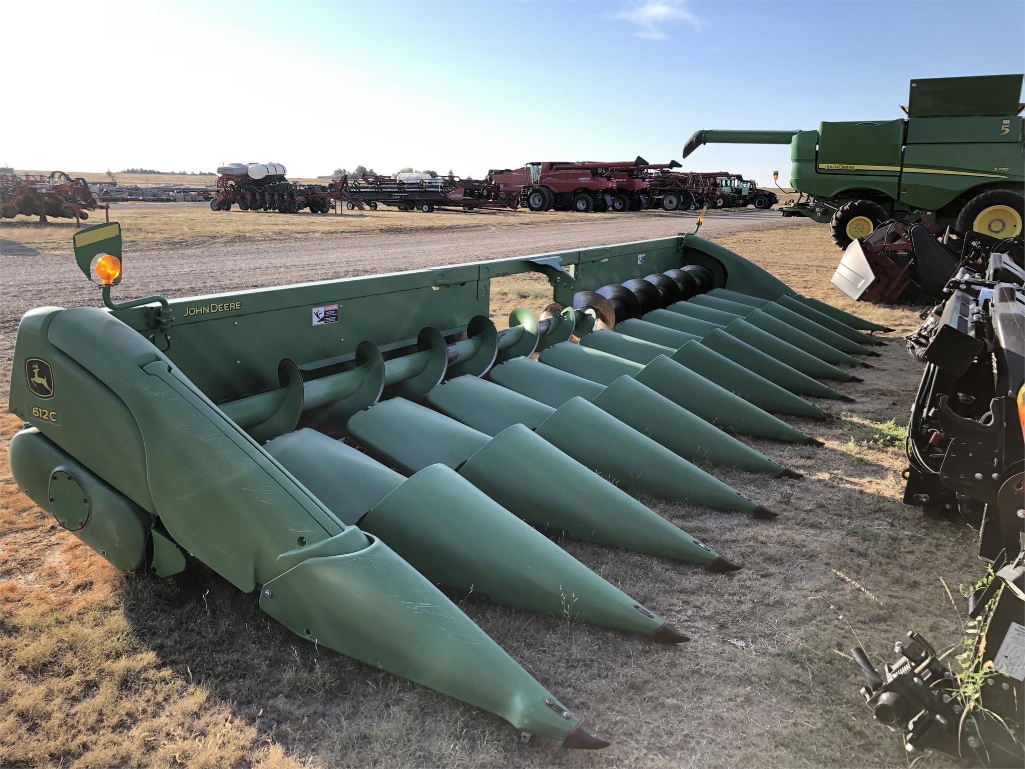 Main image John Deere 612C