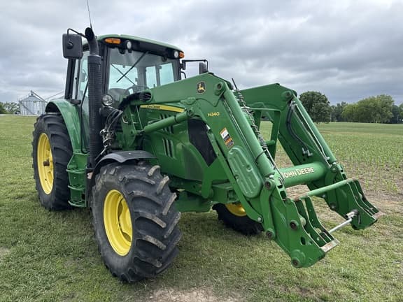 Image of John Deere 6125M Primary image