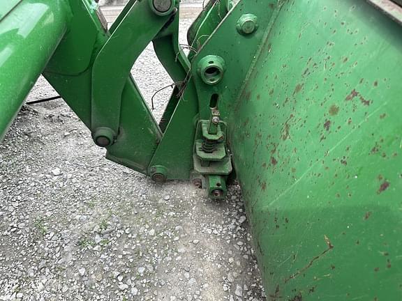 Image of John Deere 6125M equipment image 4