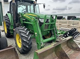 2013 John Deere 6125M Equipment Image0