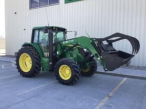 2013 John Deere 6125M Image