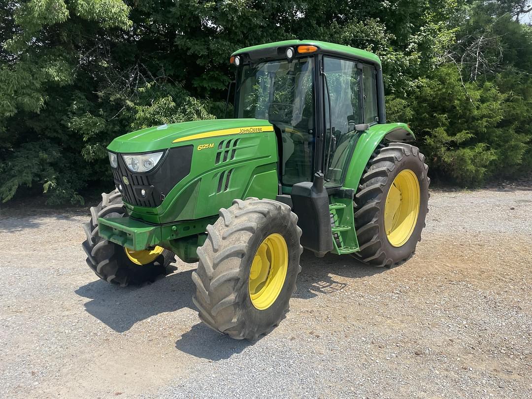 Image of John Deere 6125M Primary image