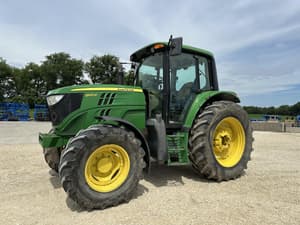 2013 John Deere 6125M Image