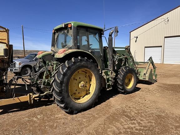 Image of John Deere 6125M equipment image 1