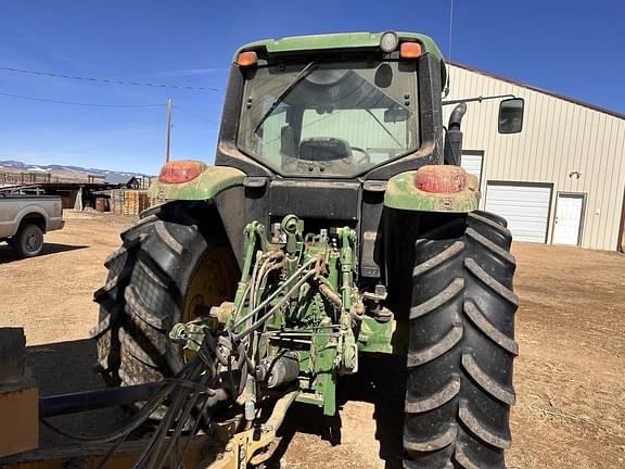 Image of John Deere 6125M equipment image 2