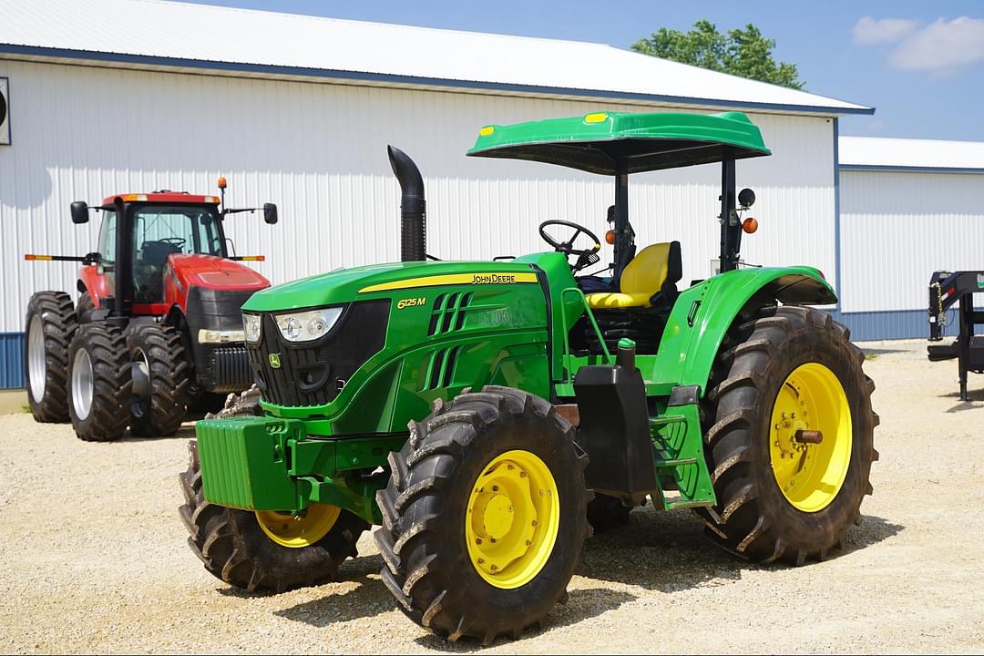 Image of John Deere 6125M Primary image