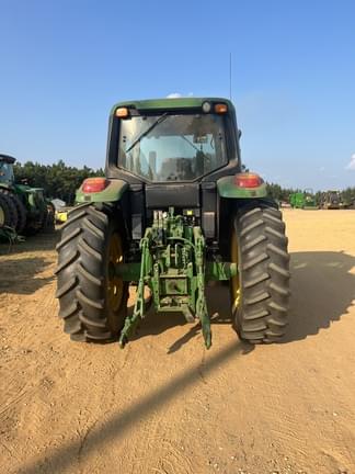 Image of John Deere 6125M equipment image 3