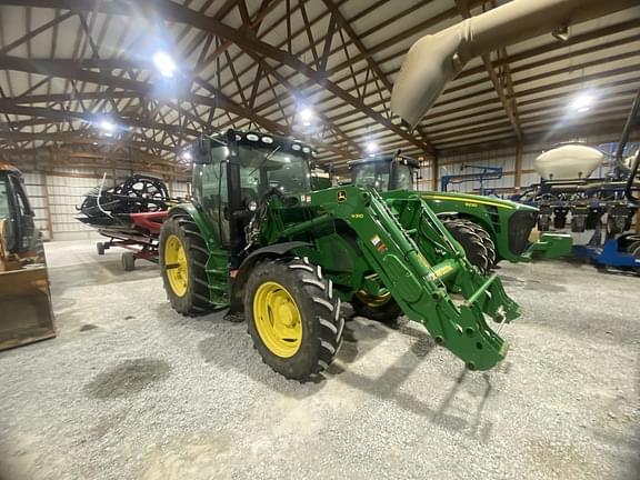 Image of John Deere 6125R equipment image 1