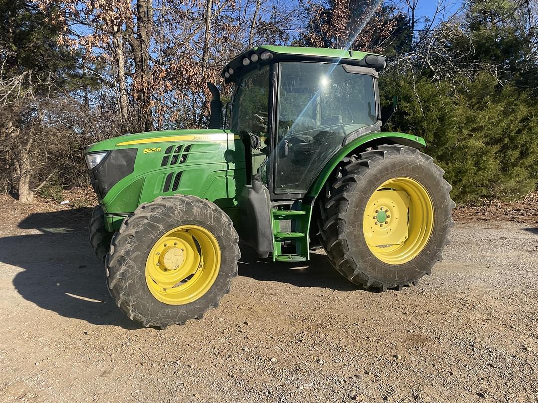 Image of John Deere 6125R Primary image