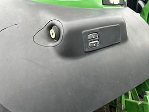 Main image John Deere 6125R 31