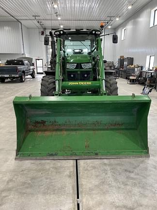 Image of John Deere 6125R equipment image 1