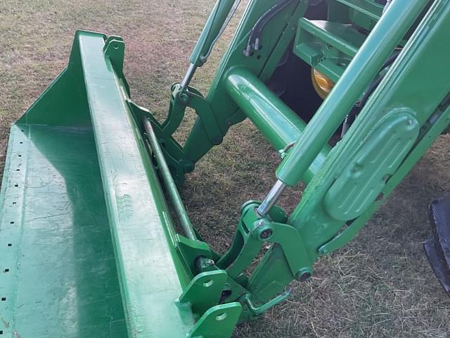 Image of John Deere 6125R equipment image 4