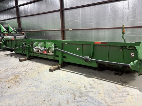 Image of John Deere 612C equipment image 4