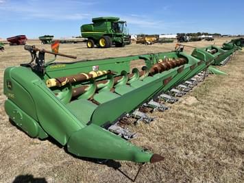 Main image John Deere 612C