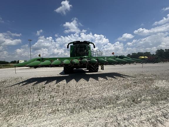 Image of John Deere 612C Primary image