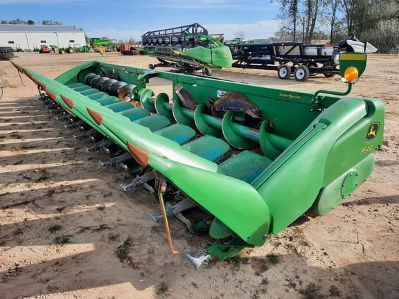 Main image John Deere 612C