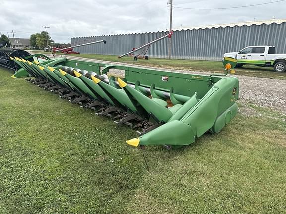 Image of John Deere 612C equipment image 1