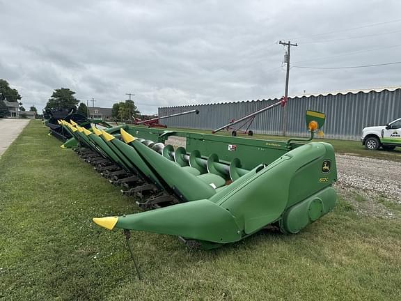 Image of John Deere 612C equipment image 4