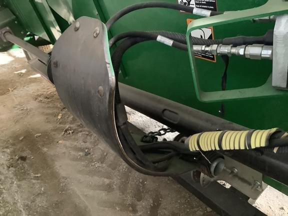 Image of John Deere 612C equipment image 4